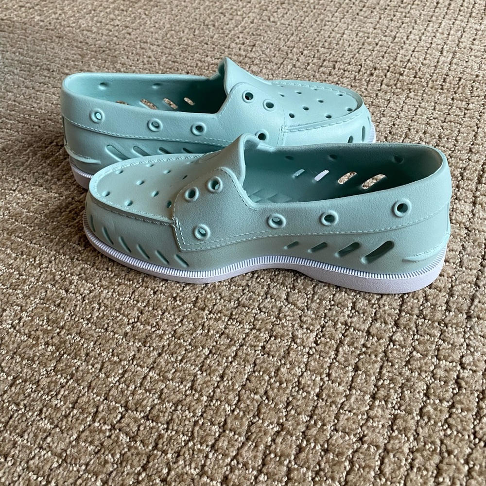 Sperry Float Shoes Size 6 - image 8